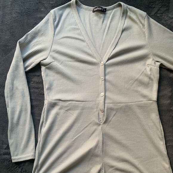 *SOLD* BooHoo Loungewear One Piece - Picture 2 of 6